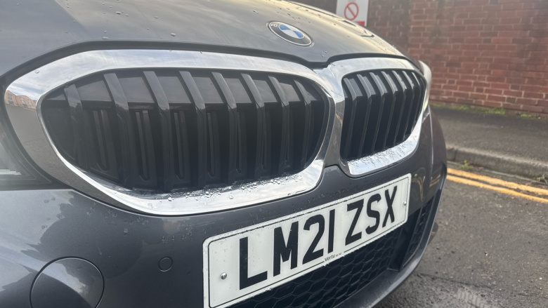 BMW 3 Series 330e M Sport 4dr Step Auto Saloon